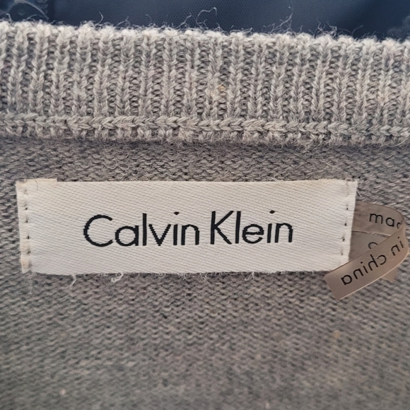CALVIN KLEIN  GRAY KNIT A-LINE PLEATED DRESS - Picture 4 of 5